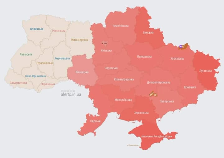 v-stolitse-zvuchit-vozdushnaya-trevoga-zhitelei-prosyat-idti-v-ukritie