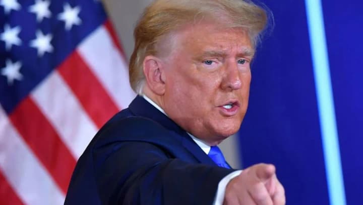 tramp-nakazav-prypynyty-vykonannia-zakonu-yakyi-zaboroniaie-pidkup-inozemnykh-posadovykh-osib