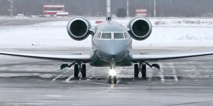 private-jet-from-washington-lands-in-moscow-kremlin-rejects-version-of-connection-with-trumps-representative-vitkoff