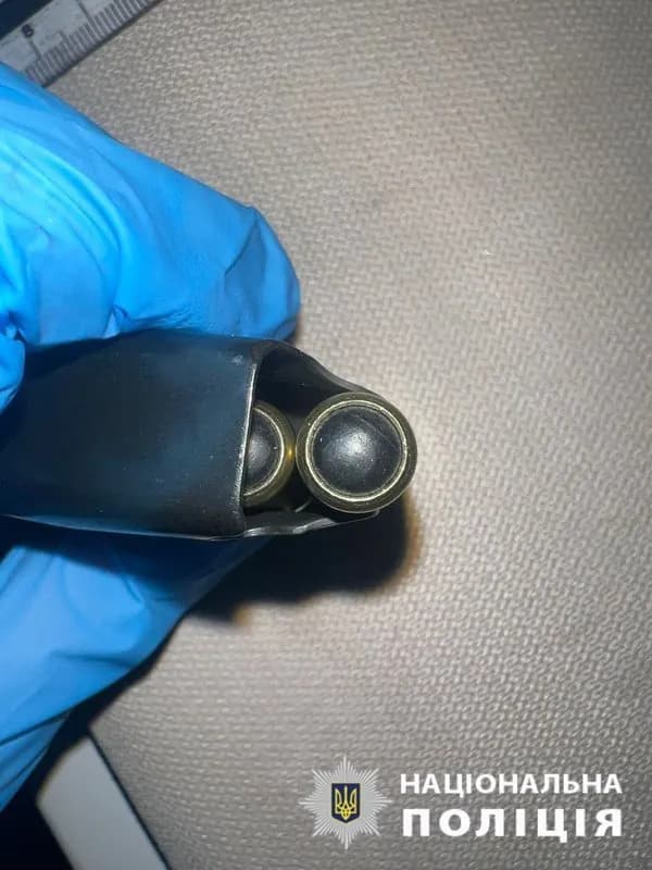 kharkivianyn-vlashtuvav-strilianynu-v-kafe-ye-dvoie-postrazhdalykh