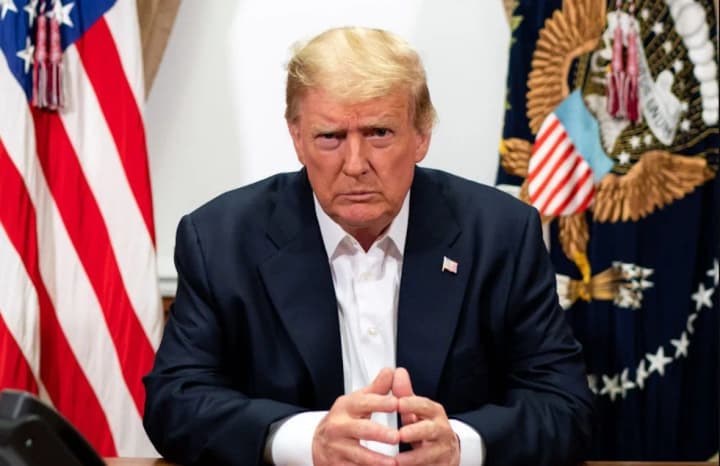 tramp-nakazav-skorotyty-kilkist-derzhsluzhbovtsiv-i-nadav-masku-vplyv-na-kadrovu-polityku-nyt