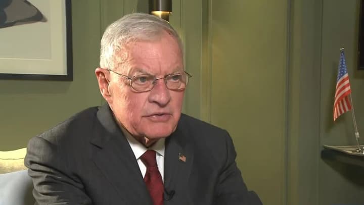 zelenskyi-ta-putin-povynni-pohovoryty-vich-na-vich-kelloh