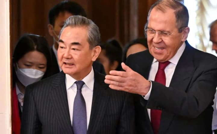 iakshcho-ne-rosiia-to-yaka-kraina-mozhe-nadaty-stilky-hazu-nam-mzs-kytaiu-vidreahuvalo-na-zaklyky-prypynennia-zakupok-hazu-z-rf