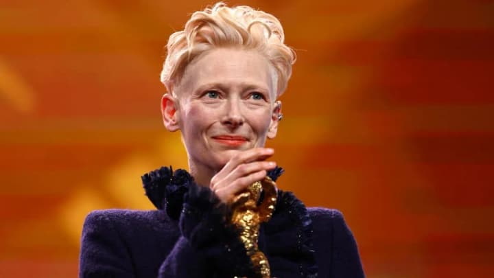 tilda-suinton-okazalas-storonnitsei-dvizheniya-za-boikot-izrailya-izvestnaya-aktrisa-podderzhala-dvizhenie-bds-na-berlinale