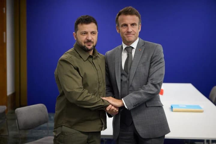 zelenskyy-and-macron-discuss-security-guarantees-and-ways-to-peace