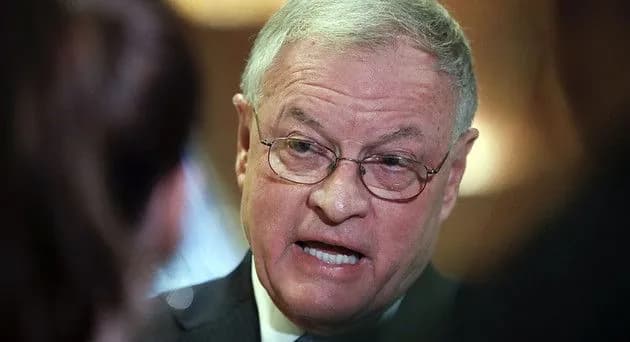 kellog-ob-amerikanskoi-modeli-mir-s-pomoshchyu-sili