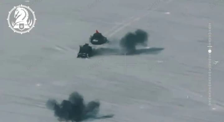 ukrainian-military-defeat-a-column-of-enemy-tanks-with-ussr-flags-in-kursk-region