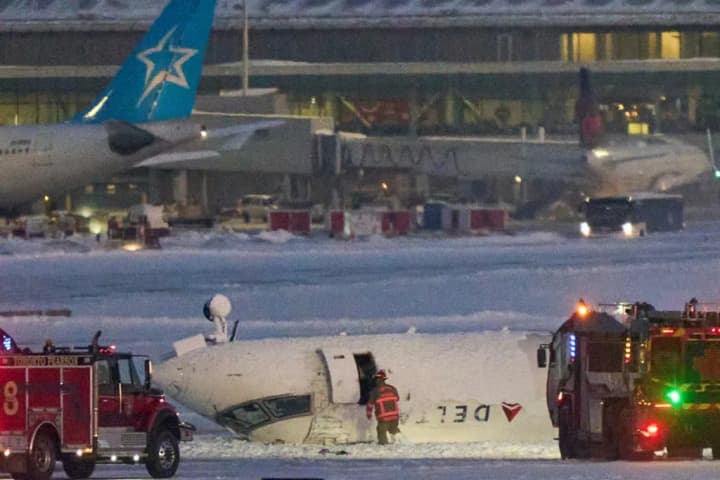 delta-air-lines-confirms-18-injured-in-toronto-plane-crash-no-fatalities