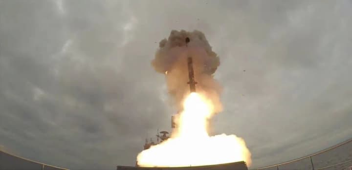 zelenskyi-ukraini-ne-vystachaie-raket-dlia-ppo-tomu-my-prosymo-nadaty-litsenzii-dlia-vyrobnytstva-raket-dlia-patriot