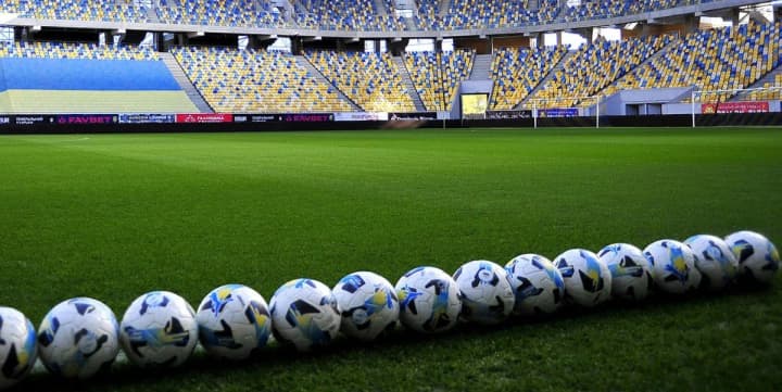 ne-dochekalys-vidpovidi-vid-uaf-match-mizh-rukhom-ta-lnz-vse-zh-taky-vidbudetsia-nezvazhaiuchy-na-spalakhu-hrvi-u-lvovi