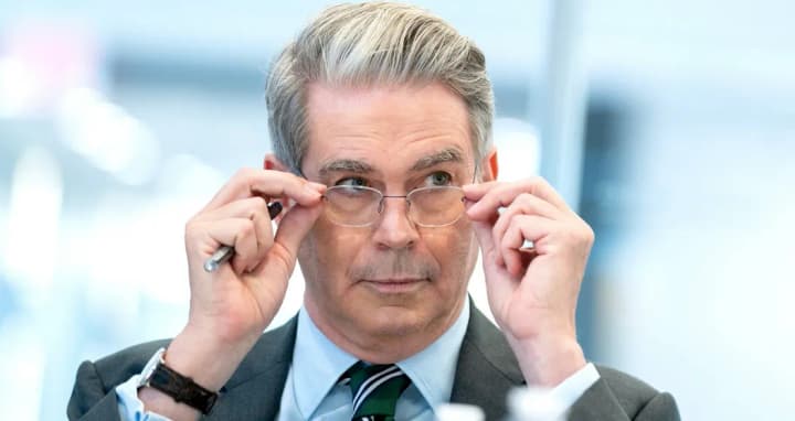 ssha-ne-nabuvatymut-prava-vlasnosti-ta-ne-obtiazhuvatymut-borhamy-bessent-pro-uhodu-z-ukrainoiu