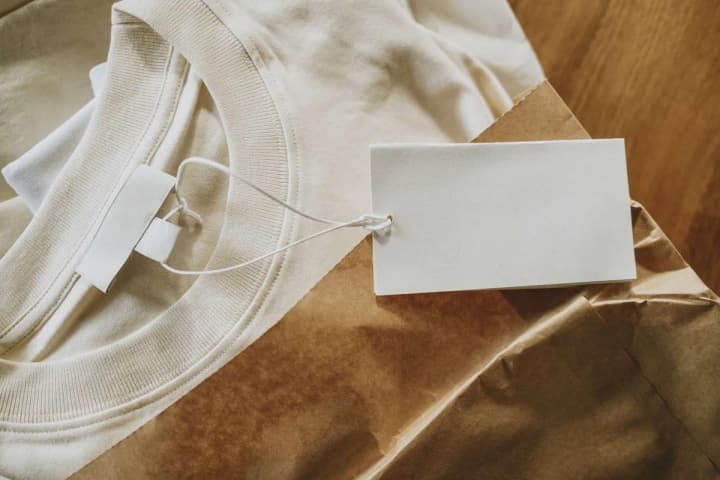 chomu-novyi-odiah-z-mahazynu-potrebuie-oboviazkovoho-prannia-poiasnennia-eksperta