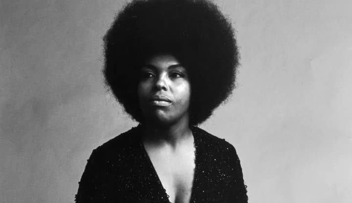 umerla-roberta-flek-koroleva-soula-kotoraya-izvestna-kompozitsiei-killing-me-softly