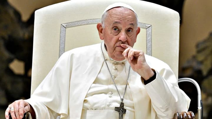 pope-is-still-in-critical-condition-vatican