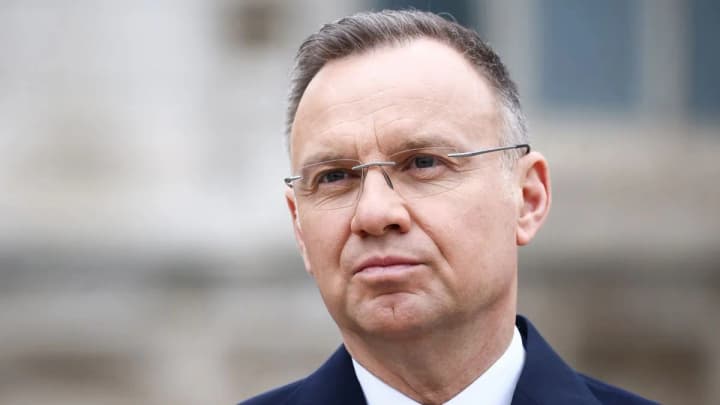 zelenskyy-should-return-to-the-negotiating-table-with-trump-duda