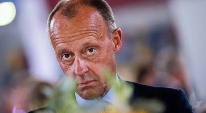 lider-nimetskoho-khds-merts-maie-shukaty-kontaktiv-z-trampom-kolyshnii-radnyk-prezydenta-ssha