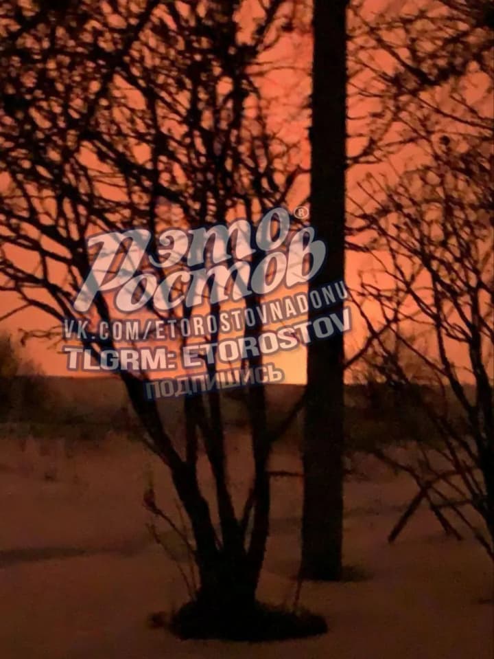 in-russia-drones-attacked-an-oil-depot-causing-a-fire