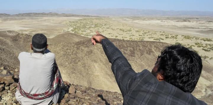 smertnyk-atakuvav-viiskovi-kazarmy-v-pakystani-9-liudei-zahynulo-desiatky-poranenykh