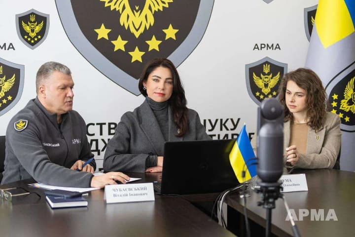 chym-vony-zaimalysia-ne-zrozumilo-ekspert-rozkrytykuvav-robotu-arma-pid-kerivnytstvom-dumy