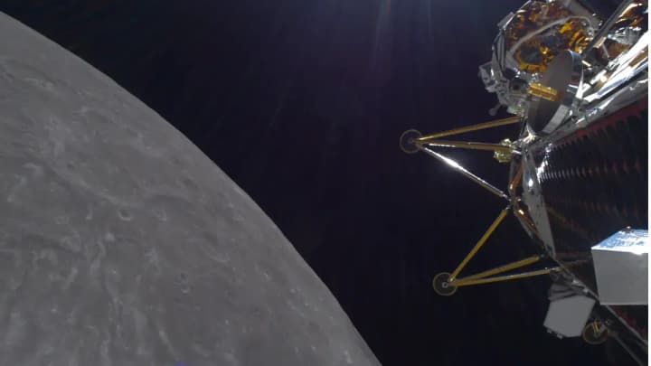 the-lunar-module-athena-will-today-establish-the-first-cellular-network-on-the-moon