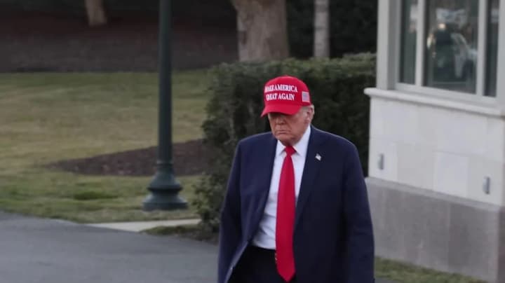 tramp-vysuvaie-novi-umovy-dlia-pidpysannia-mineralnoi-uhody-z-ukrainoiu