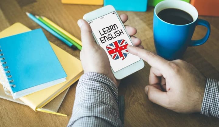 uriad-vyznachyv-perelik-posad-u-orhanakh-dps-ta-mytnoi-sluzhby-yaki-maiut-volodity-anhliiskoiu