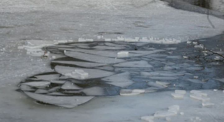 two-children-were-rescued-in-the-waters-of-kyiv-and-ivano-frankivsk-regions