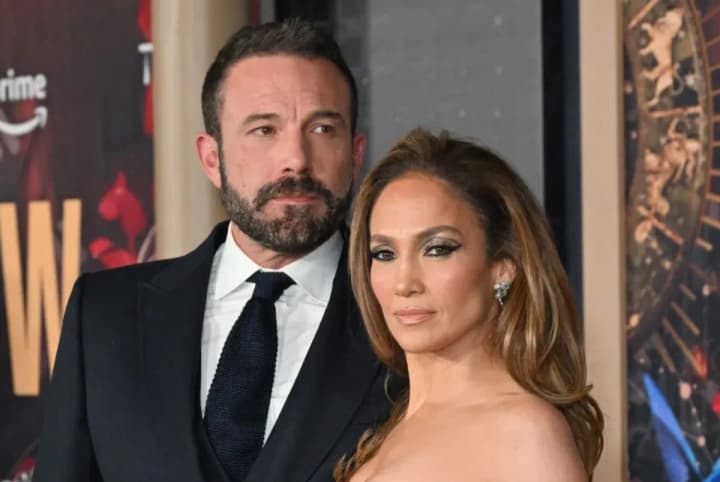 vona-rozliuchena-stala-vidoma-reaktsiia-lopes-na-fotohrafii-affleka-z-harner