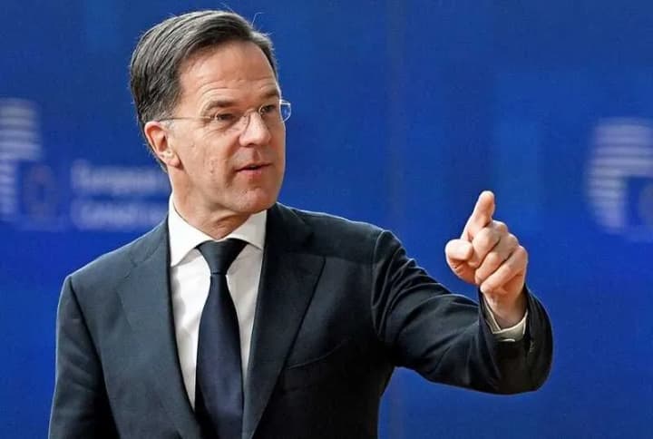 dlia-bezpeky-yevropy-neobkhidno-naroshchuvaty-vyrobnytstvo-viiskovoi-tekhniky-hensek-nato