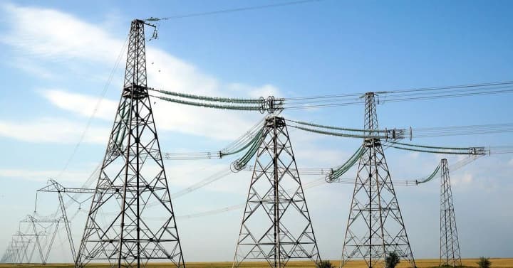 kanada-povishaet-tseni-na-elektroenergiyu-dlya-trekh-shtatov-ssha