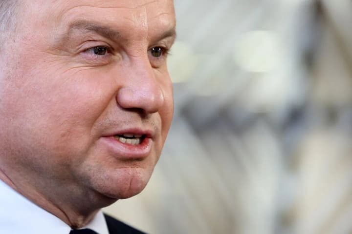 polish-president-calls-on-us-to-move-nuclear-warheads-to-polish-territory-ft