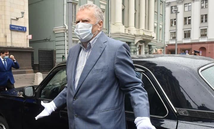 akkaunt-zhirinovskogo-ozhil-v-sotsseti-maska-obeshchaet-globalnie-izmeneniya