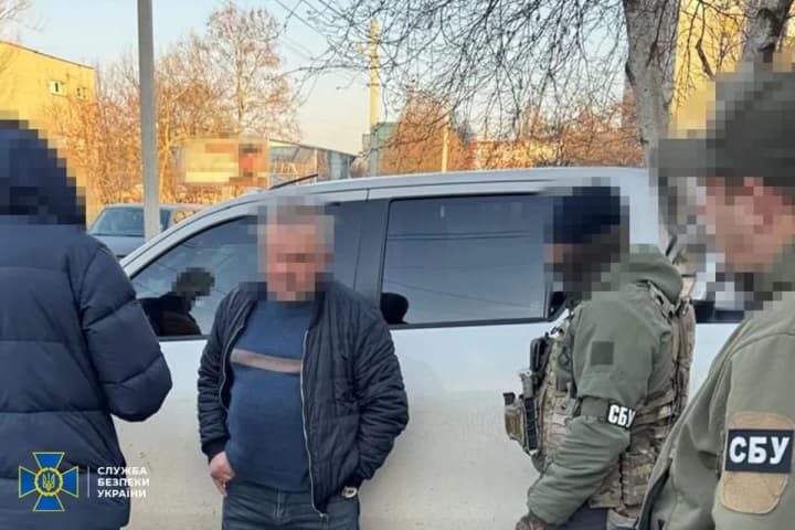 vyvozyv-do-rf-ukrainsku-ahroproduktsiiu-pid-chas-okupatsii-khersona-sbu-zatrymala-deputata-oblrady