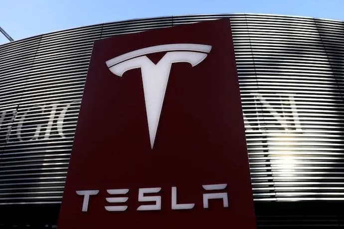 tesla-warns-trump-about-the-risks-of-a-trade-war-for-us-exporters