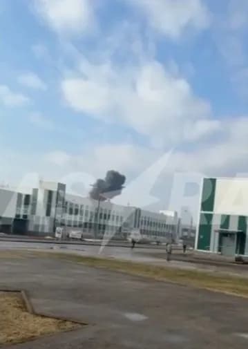 bespilotnik-atakoval-voennii-poligon-v-rossii-video-momenta-ataki