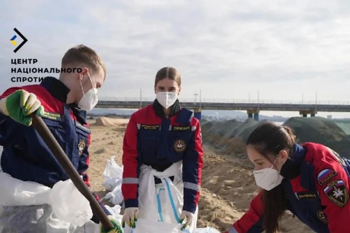 crimea-is-turning-into-a-toxic-dump-the-aggressor-buries-soil-contaminated-with-fuel-oil-directly-on-the-peninsula-cns