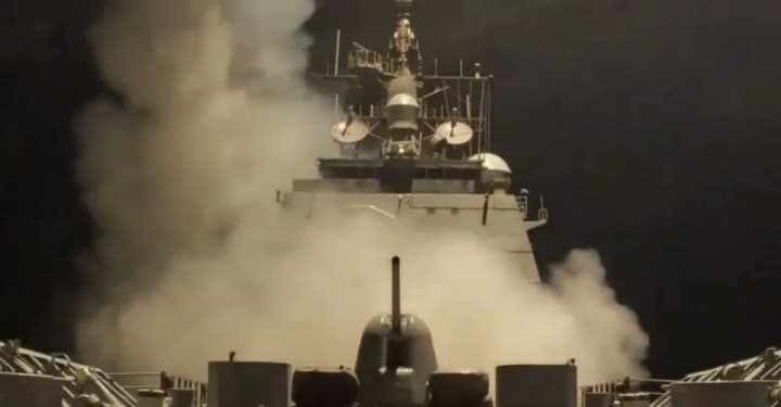 trump-called-on-iran-to-stop-supporting-the-houthis-in-yemen-threatening-decisive-measures