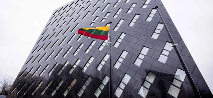 pidpaly-u-vilniusi-ta-varshavi-orhanizuvala-rosiiska-rozvidka-vysnovok-prokuratury-lytvy