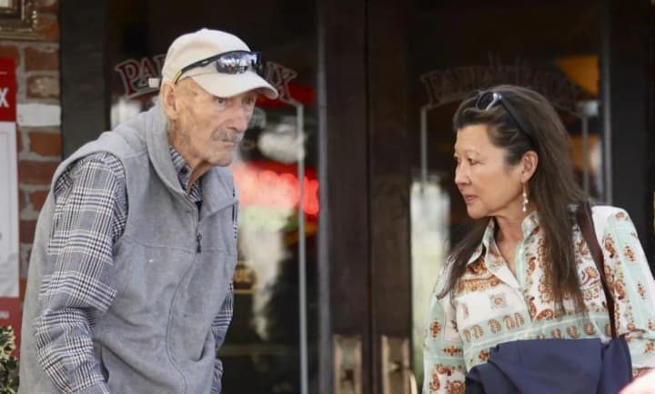 new-details-emerge-in-the-death-of-gene-hackman-a-call-to-the-ambulance