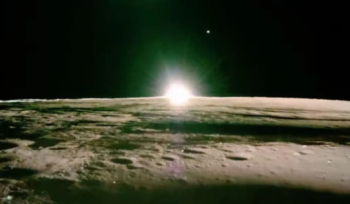 amerykanskyi-aparat-zrobyv-pryholomshlyvi-znimky-zakhodu-sontsia-z-misiatsia