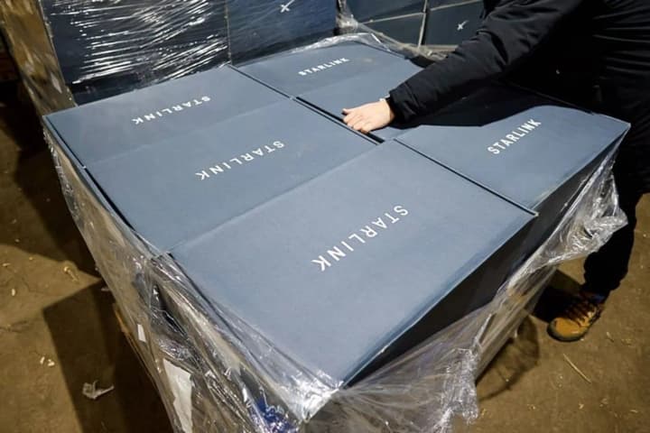 poland-has-purchased-over-24000-starlink-systems-for-ukraine