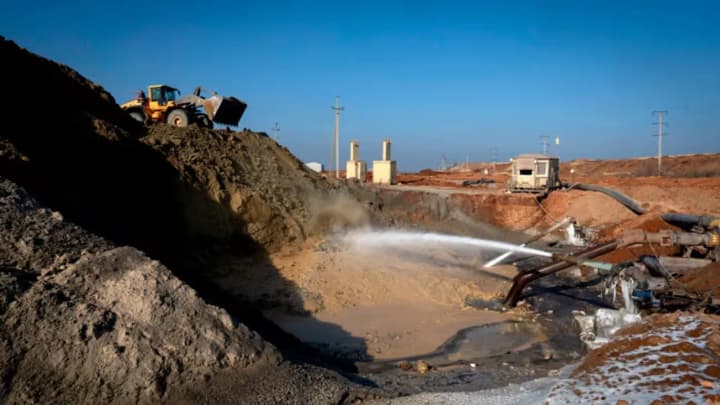 the-us-is-seeking-to-revise-the-agreement-with-ukraine-on-mineral-resources-ft