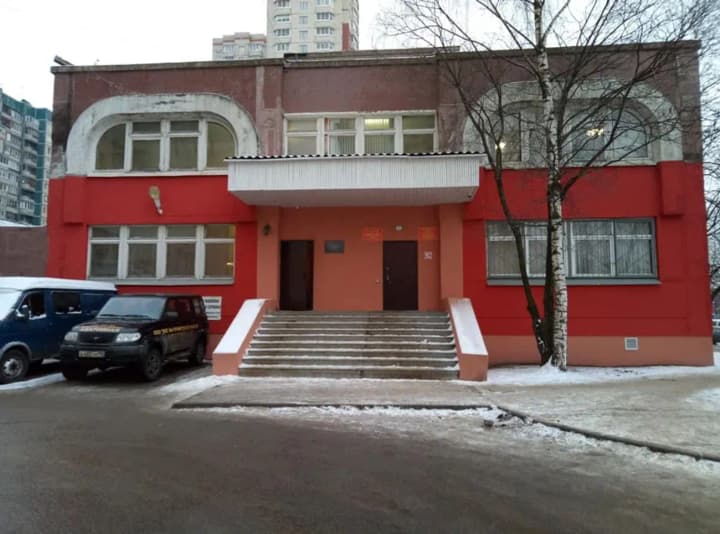 davlenie-na-natsionalnie-menshinstva-voenkomat-peterburga-zastavlyaet-podpisivat-kontrakti-nerusskikh-grazhdan-atesh