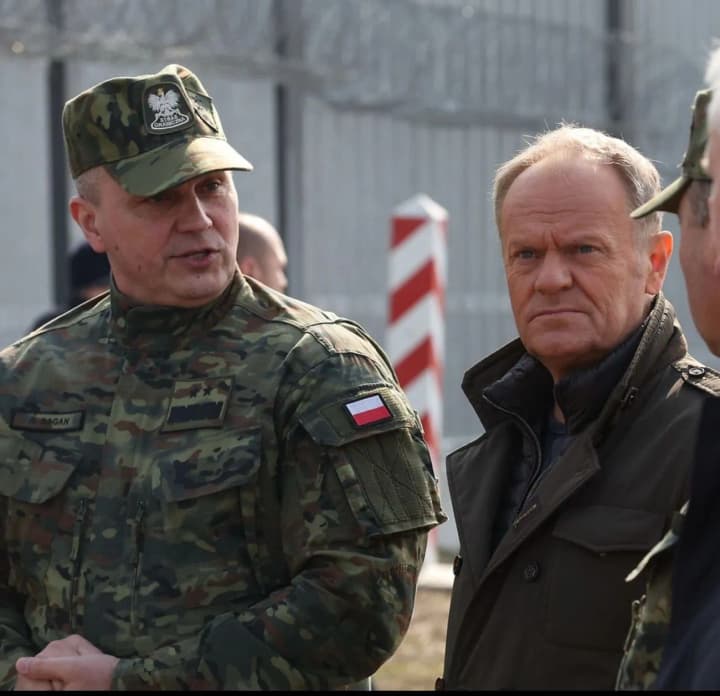 tusk-pereviryv-yak-okhoroniaietsia-kordon-polshchi-z-bilorussiu