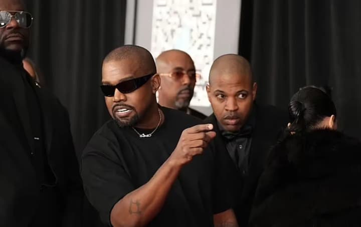 kanye-west-fled-to-tokyo-after-a-fight-with-kim-online