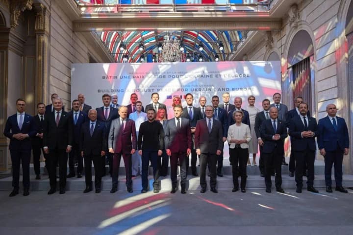 participants-of-the-summit-in-paris-support-the-fact-that-ukraine-should-maintain-a-strong-army-zelensky