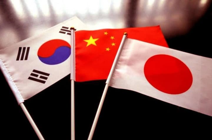 china-south-korea-and-japan-will-unite-to-counter-growing-pressure-from-the-us-bloomberg