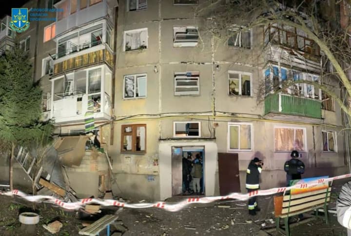 u-kropyvnytskomu-pomer-poranenyi-pid-chas-ataky-rf-cholovik-z-90percent-opikiv