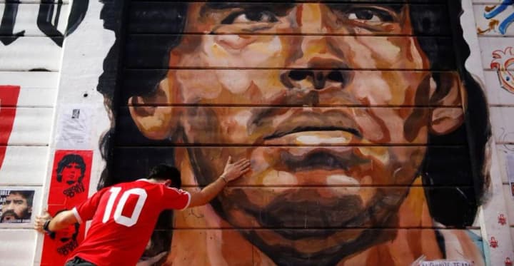 maradonas-autopsy-the-football-legend-died-in-agony-after-12-hours-of-agony