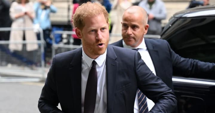 prince-harry-is-accused-of-harassment-and-bullying